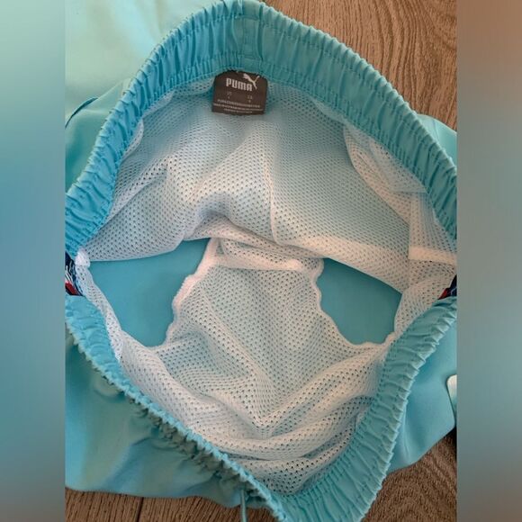 Puma boys swim trunks with lining - Picture 3 of 4